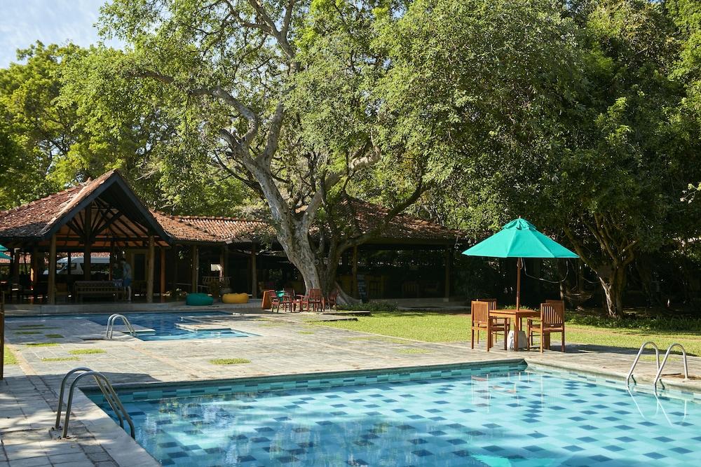 Hotel Sigiriya Exterior photo